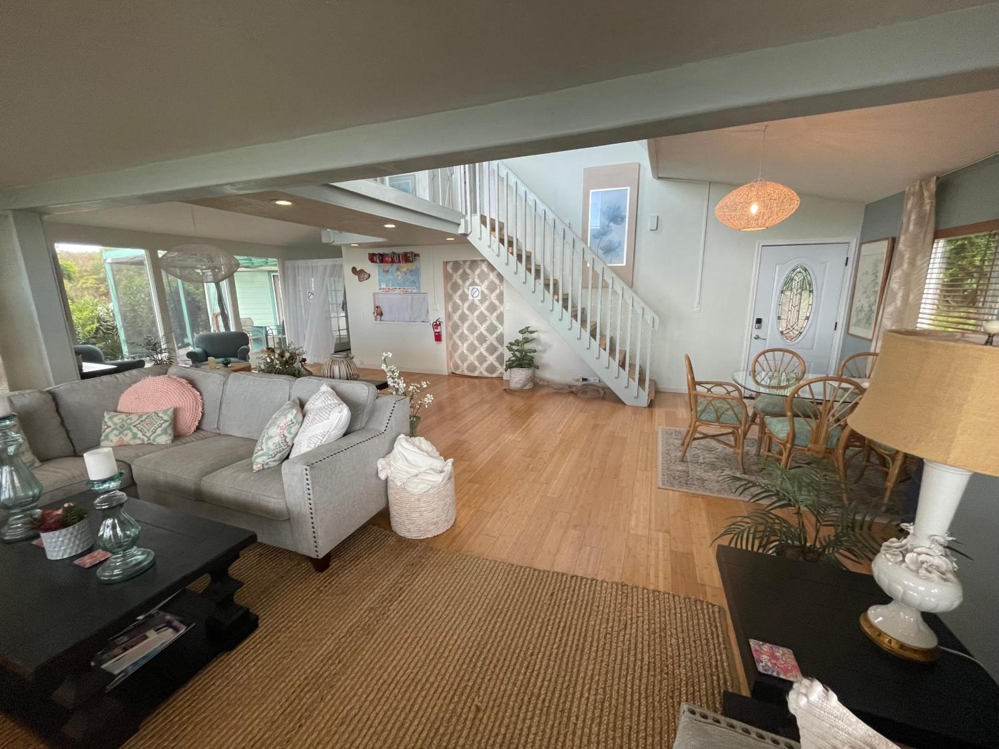 Ha'Le Kiana Bed & Breakfast Kula Bagian luar foto
